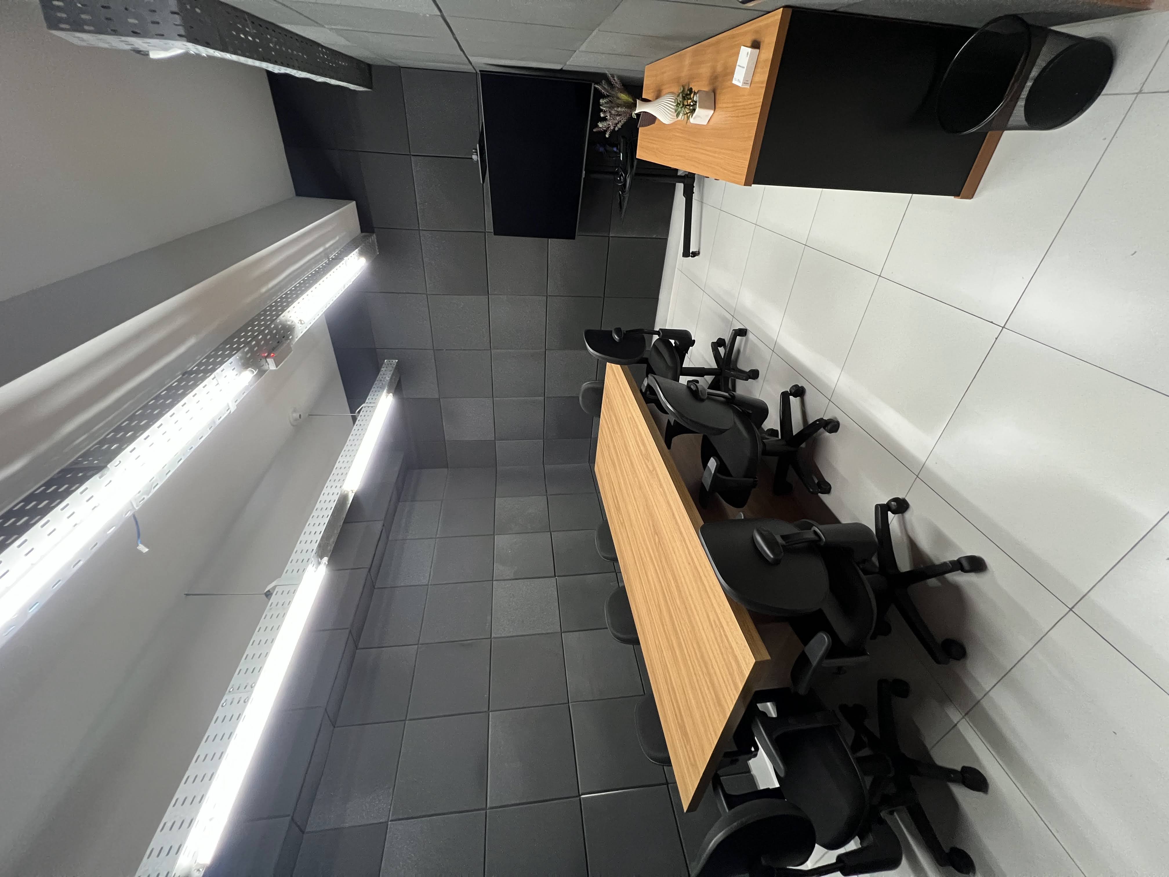Sala acústica real para podcast no Inconfidência em Betim