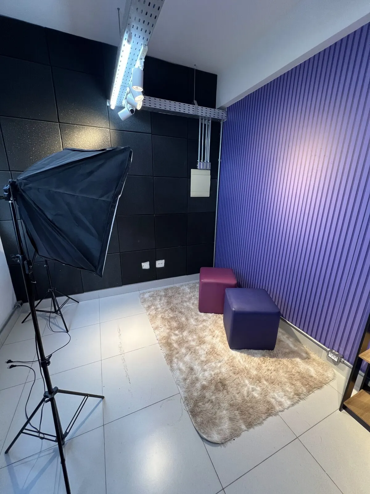 Estúdio de fotografia profissional na CoWorking Betim Inconfidência, no Centro de Betim